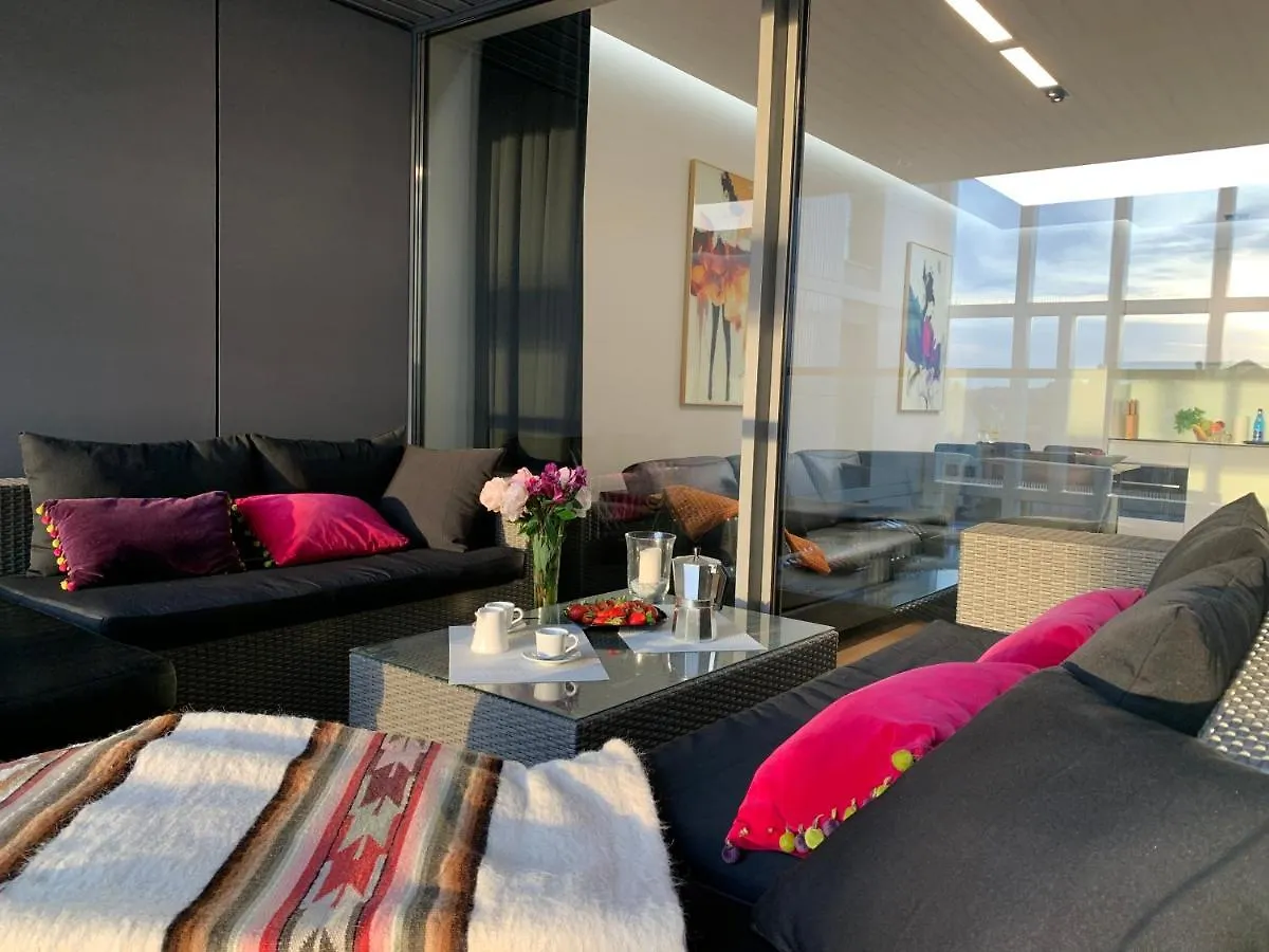 Baltic Riviera Apartments - Granaria Premium - River And Old Town Gdansk