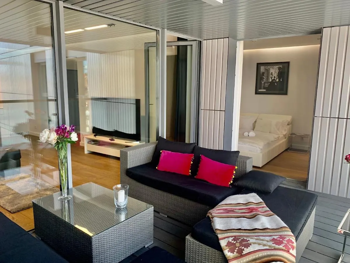 Baltic Riviera Apartments - Granaria Premium - River And Old Town Gdansk