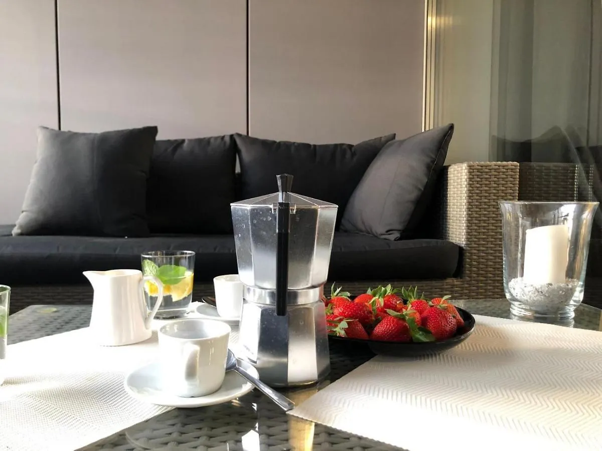 Baltic Riviera Apartments - Granaria Premium - River And Old Town Gdansk